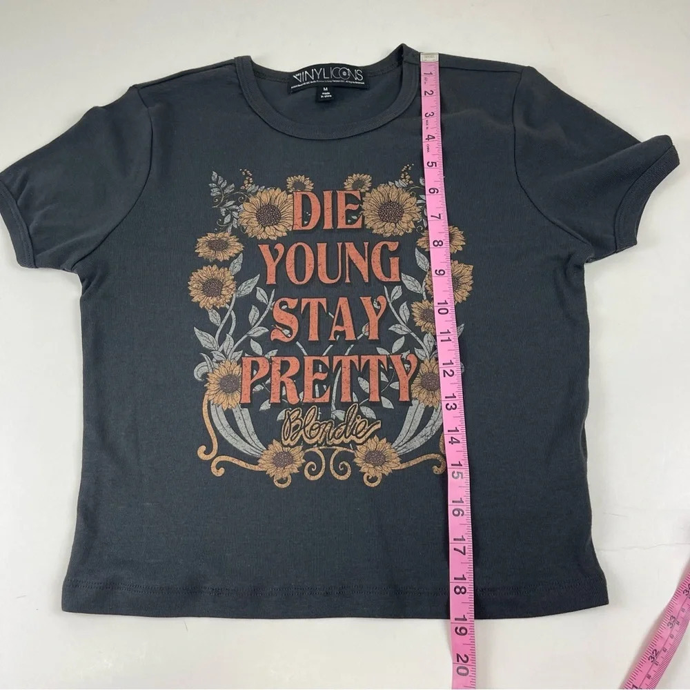 NEW Vinyl Icons Blondie Graphic TShirt Womens Medium Gray Die Young Stay Pretty - Picture 7 of 7